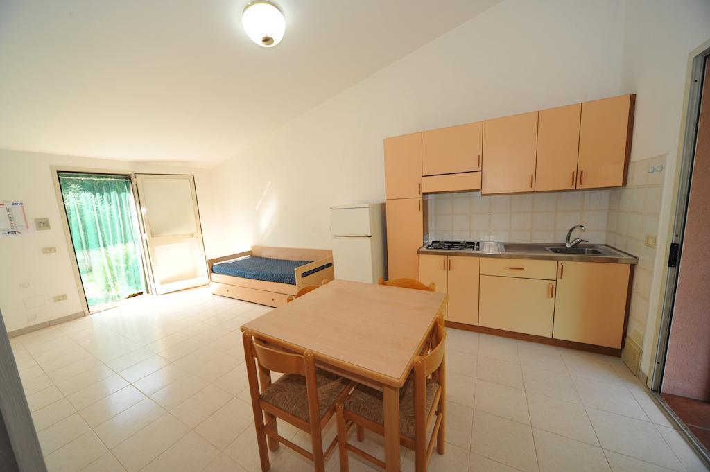 Casa Campanella Resort กาโปลิเวรี ห้อง รูปภาพ